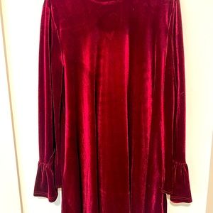 Red Velvet Bell-sleeved Dress